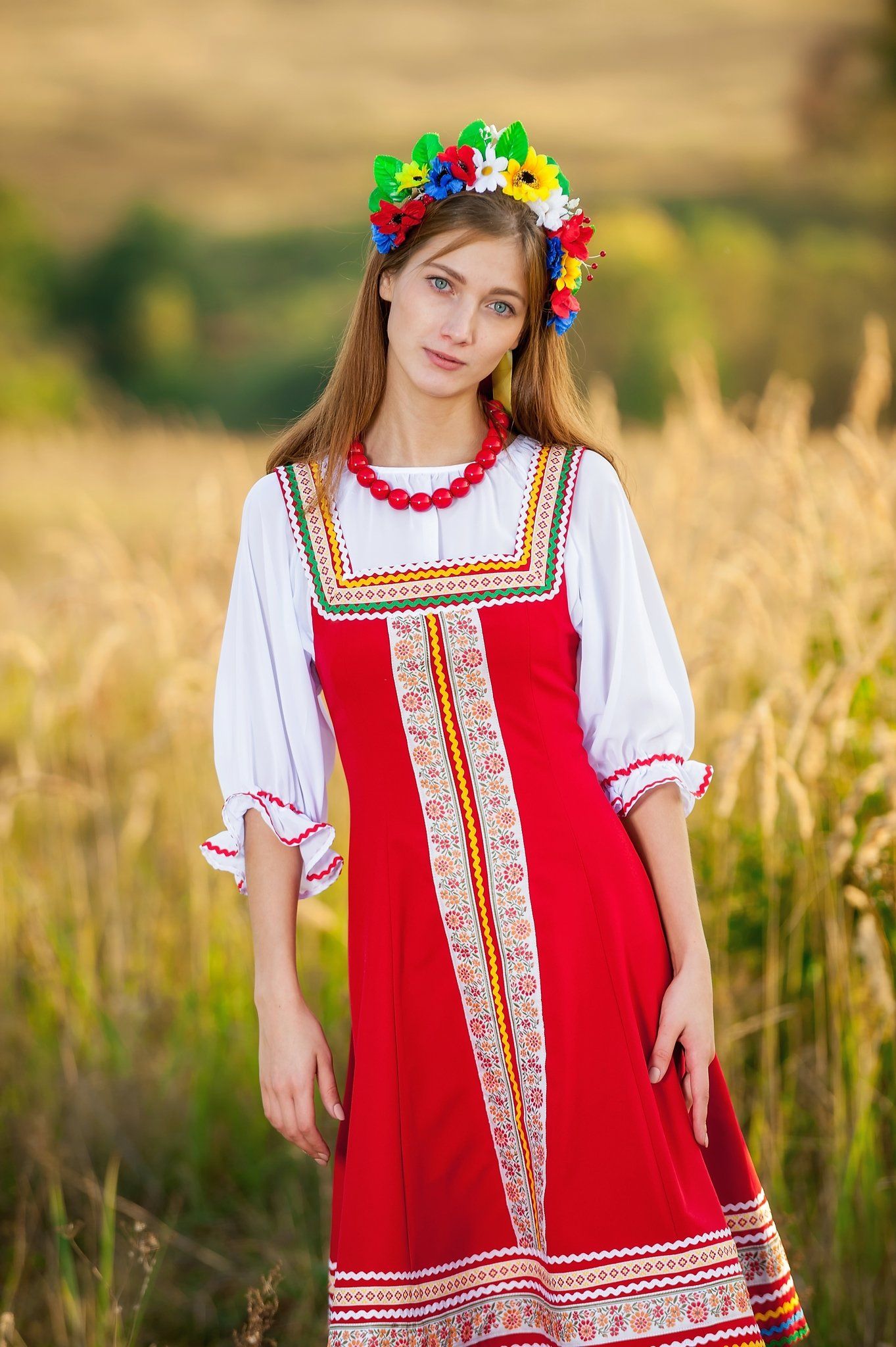 Women in Slavic costumes in Leipzig