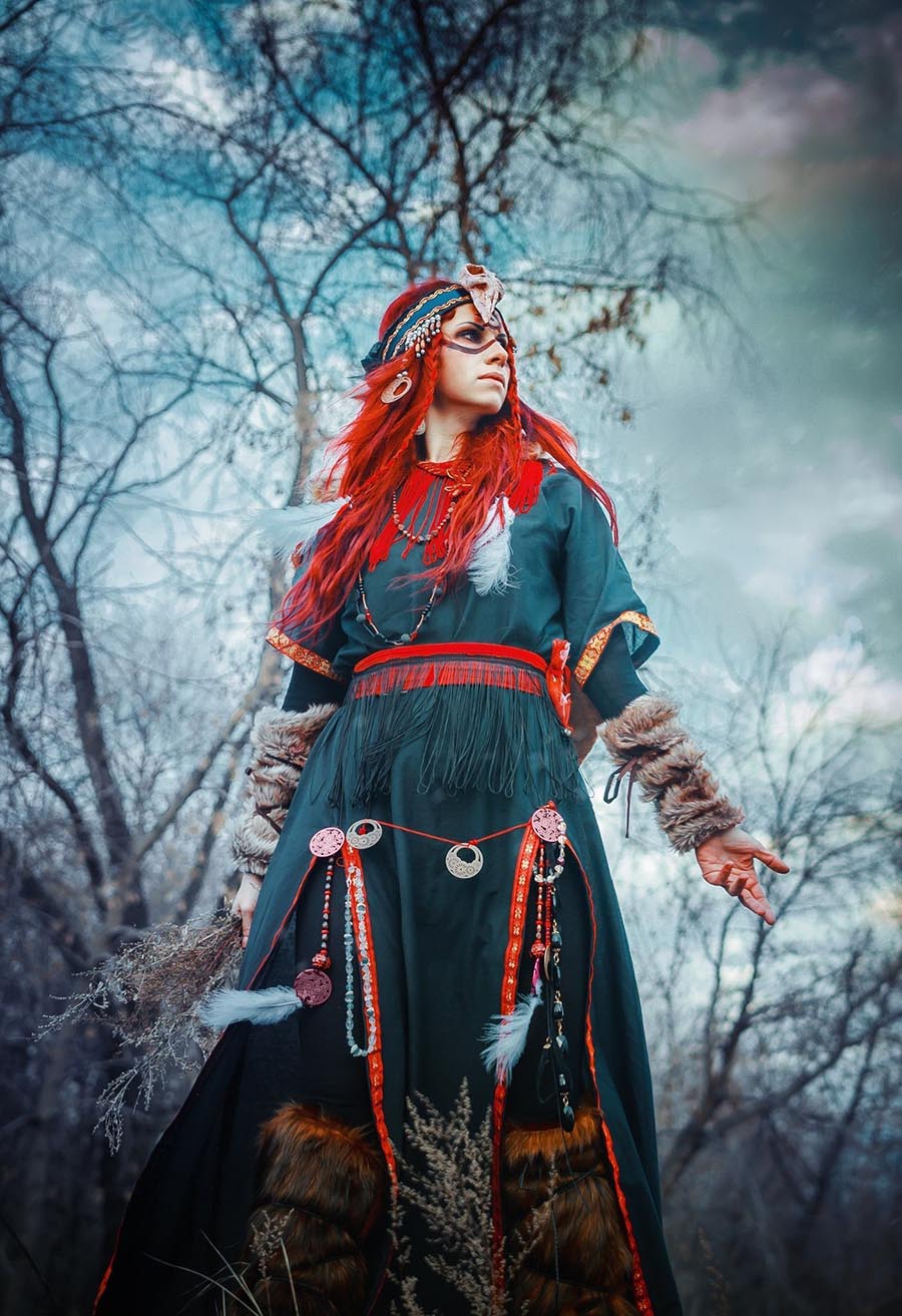 Girls in Slavic costumes underwear in Leipzig