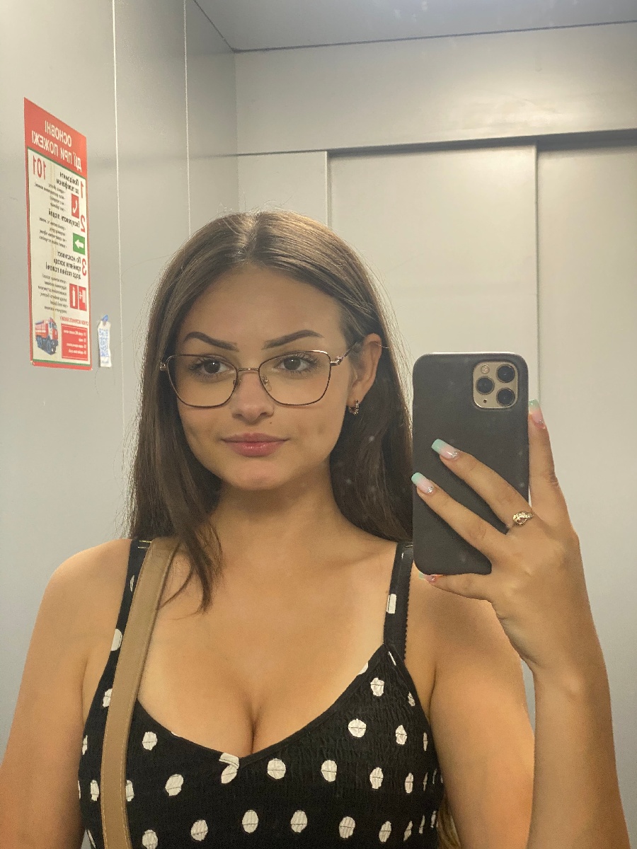 Sexy model Stacy in Leipzig