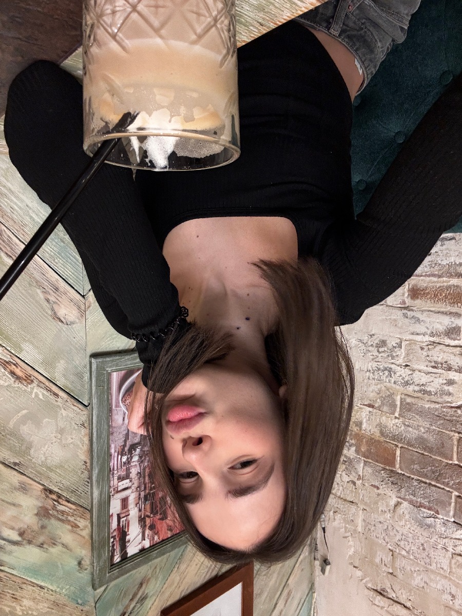 Fresh photos, fresh mood — Tina online in Leipzig